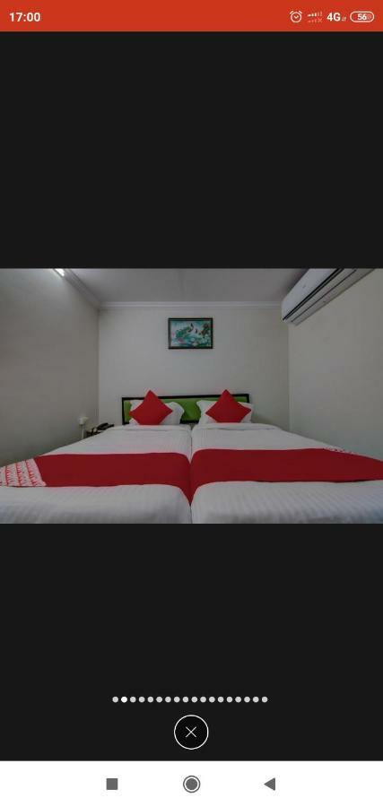 Anupama Hotel Визакхапатнам Екстериор снимка
