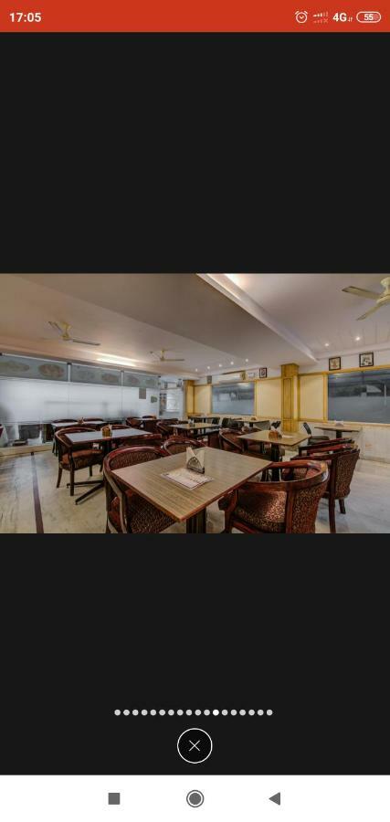 Anupama Hotel Визакхапатнам Екстериор снимка